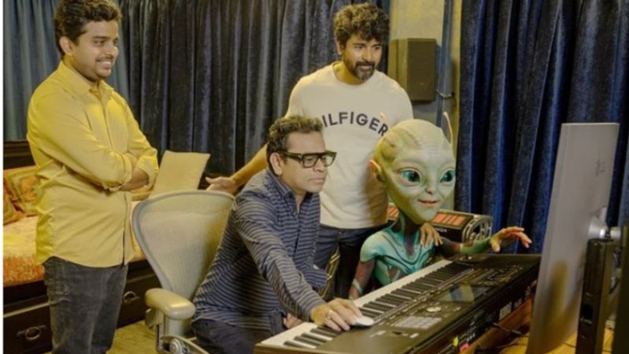 Ayalaan Teaser: ஒருவழியா அயலானுக்கு விடிவு காலம் பொறந்துடுச்சு..! சிவகார்த்திகேயன் வெளியிட்ட சூப்பர் தகவல்..! Ayalaan Teaser: ஒருவழியா அயலானுக்கு விடிவு காலம் பொறந்துடுச்சு..! சிவகார்த்திகேயன் வெளியிட்ட சூப்பர் தகவல்..!