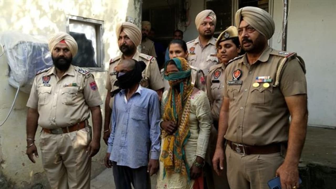 നൊന്തുപെറ്റ മൂന്നു പെണ്മക്കളെ കൊന്നത് ദാരിദ്ര്യം മൂലമെന്ന് അമ്മ; അതിദാരുണ സംഭവത്തിൽ മാതാപിതാക്കൾ അറസ്റ്റിൽ നൊന്തുപെറ്റ മൂന്നു പെണ്മക്കളെ കൊന്നത് ദാരിദ്ര്യം മൂലമെന്ന് അമ്മ; അതിദാരുണ സംഭവത്തിൽ മാതാപിതാക്കൾ അറസ്റ്റിൽ