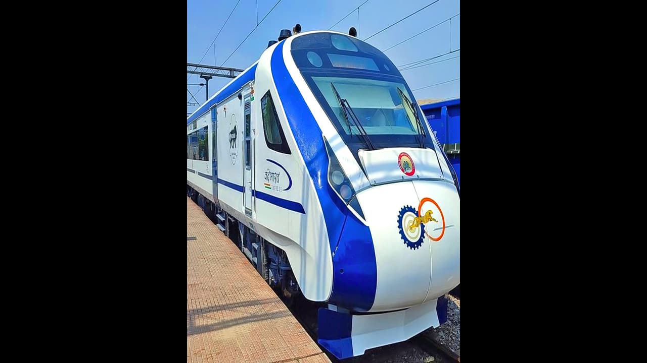 അരുത്, ടോയിലറ്റിലുമുണ്ട് സെൻസറുകള്‍, പുകവലിച്ചാലുടൻ ട്രെയിൻ നില്‍ക്കും, പുതിയ വന്ദേ ഭാരത് സൂപ്പറാ!