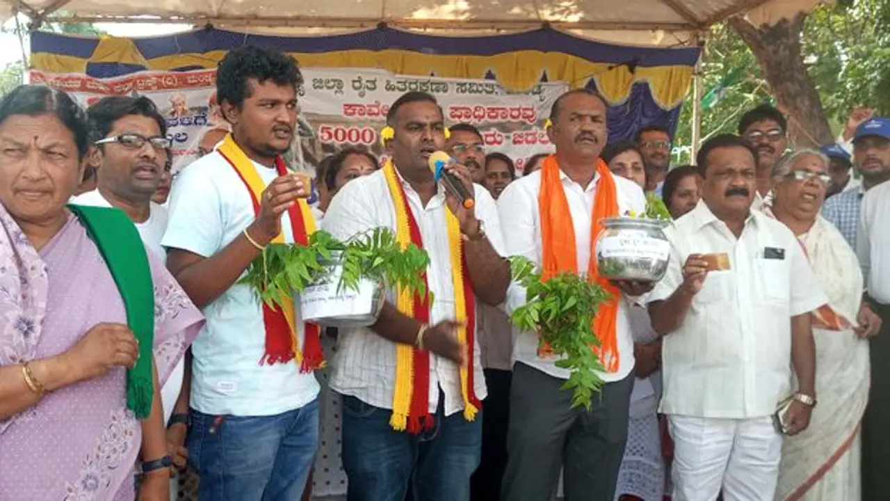 ಕಾವೇರಿ : ತಮಿಳುನಾಡಿಗೆ ಬೆಲ್ಲ, ಕರ್ನಾಟಕಕ್ಕೆ ಬೇವು ಕಾವೇರಿ : ತಮಿಳುನಾಡಿಗೆ ಬೆಲ್ಲ, ಕರ್ನಾಟಕಕ್ಕೆ ಬೇವು