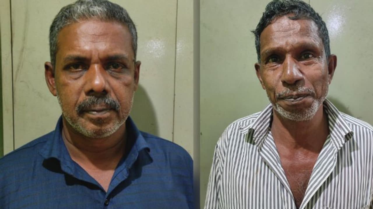 കുപ്പികള് വാങ്ങിക്കൂട്ടി രഹസ്യ അറയില് ഒളിപ്പിച്ച് അവധി ദിനങ്ങളില് കൊള്ളവിലയ്ക്ക് മദ്യ വില്പ്പന, അറസ്റ്റ് കുപ്പികള് വാങ്ങിക്കൂട്ടി രഹസ്യ അറയില് ഒളിപ്പിച്ച് അവധി ദിനങ്ങളില് കൊള്ളവിലയ്ക്ക് മദ്യ വില്പ്പന, അറസ്റ്റ്