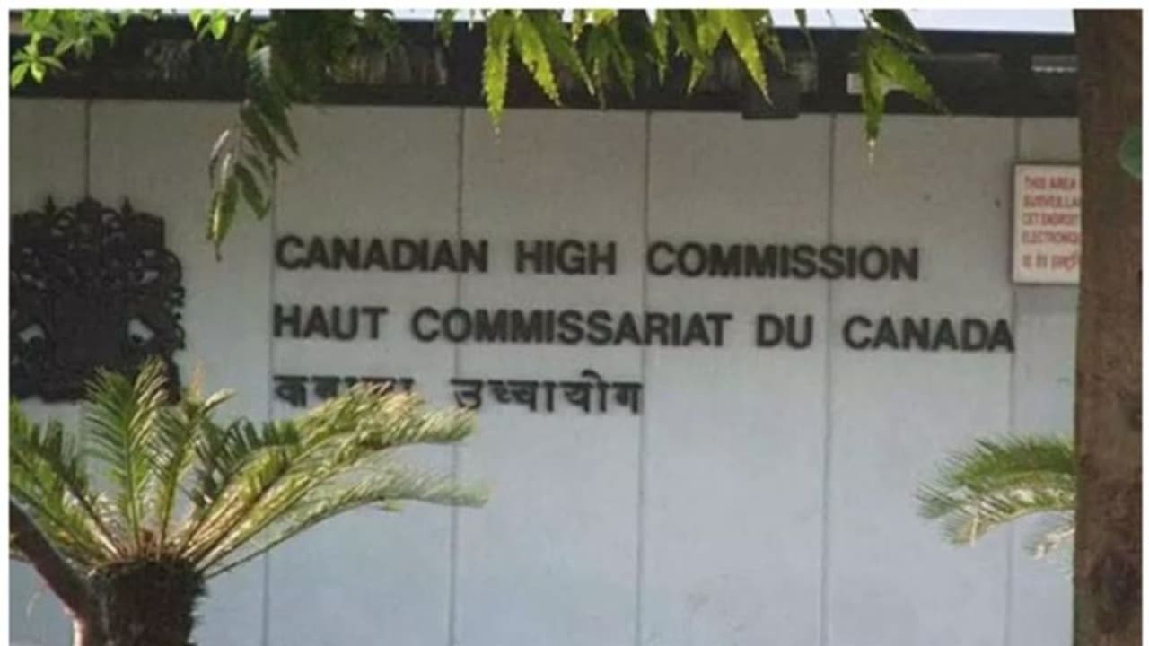 കാനഡയോട് വീണ്ടും സ്വരം കടുപ്പിച്ച് ഇന്ത്യ; 41 നയതന്ത്ര ഉദ്യോഗസ്ഥരെ ഒരാഴ്ചയ്ക്കകം തിരിച്ചയക്കണം കാനഡയോട് വീണ്ടും സ്വരം കടുപ്പിച്ച് ഇന്ത്യ; 41 നയതന്ത്ര ഉദ്യോഗസ്ഥരെ ഒരാഴ്ചയ്ക്കകം തിരിച്ചയക്കണം