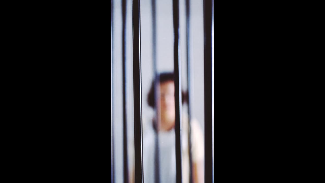 പിതാവിനെ ചീത്ത വിളിച്ച വീട്ടമ്മയെ കുത്തിക്കൊലപ്പെടുത്തി, പ്രതിക്ക് ജീവപര്യന്തം ശിക്ഷ പിതാവിനെ ചീത്ത വിളിച്ച വീട്ടമ്മയെ കുത്തിക്കൊലപ്പെടുത്തി, പ്രതിക്ക് ജീവപര്യന്തം ശിക്ഷ