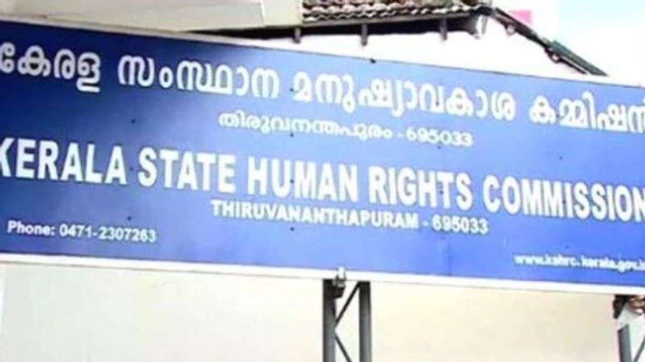 ശാരീരിക ബുദ്ധിമുട്ട് നേരിടുന്ന കുട്ടികളെ കായിക പരിശീലനത്തിന് നിർബന്ധിക്കരുത് മനുഷ്യാവകാശ കമ്മീഷന് ശാരീരിക ബുദ്ധിമുട്ട് നേരിടുന്ന കുട്ടികളെ കായിക പരിശീലനത്തിന് നിർബന്ധിക്കരുത് മനുഷ്യാവകാശ കമ്മീഷന്