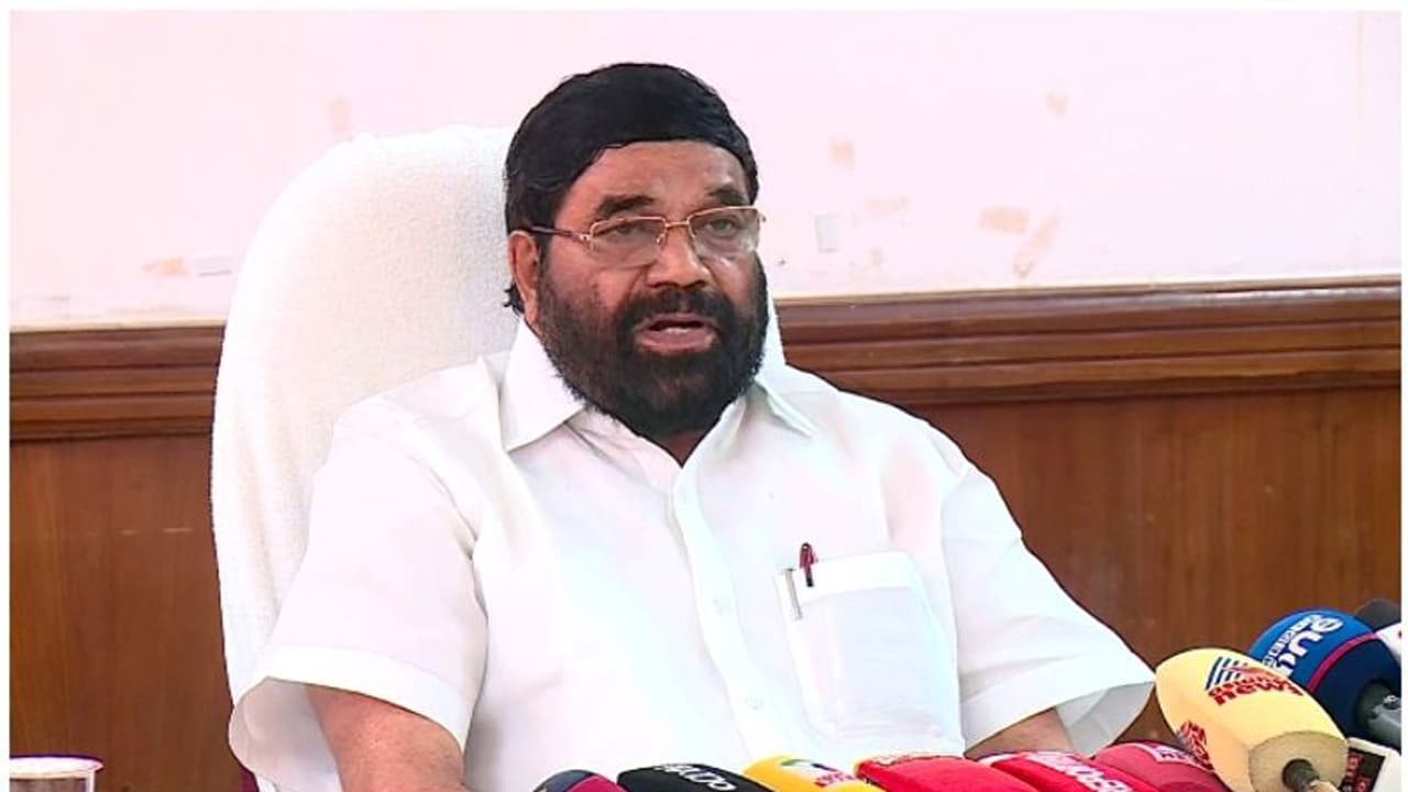 ഇഡി പുതിയതായി ഒന്നും കണ്ടെത്തിയില്ല; റെയ്ഡിനെതിരെ സഹകരണമന്ത്രി, തിരിച്ചടിച്ച് ഇഡി