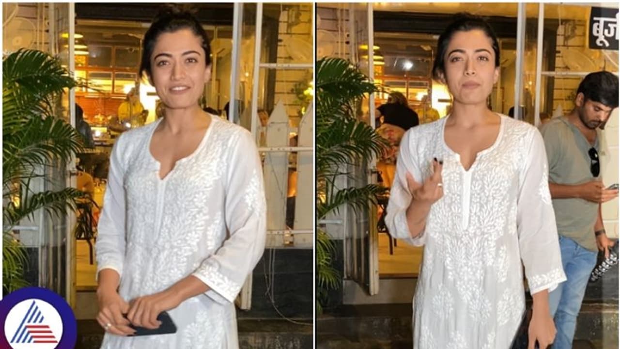 ಮೇಕಪ್ ಇಲ್ಲದ ರಶ್ಮಿಕಾ ಮಂದಣ್ಣಳನ್ನು ನೋಡಿ, ಹೊಲದಲ್ಲಿ ನಿಲ್ಲಿಸುವ ಬೆಚ್ಚಪ್ಪನಂತಿದ್ದಾಳೆಂದ ಫ್ಯಾನ್ಸ್! ಮೇಕಪ್ ಇಲ್ಲದ ರಶ್ಮಿಕಾ ಮಂದಣ್ಣಳನ್ನು ನೋಡಿ, ಹೊಲದಲ್ಲಿ ನಿಲ್ಲಿಸುವ ಬೆಚ್ಚಪ್ಪನಂತಿದ್ದಾಳೆಂದ ಫ್ಯಾನ್ಸ್!