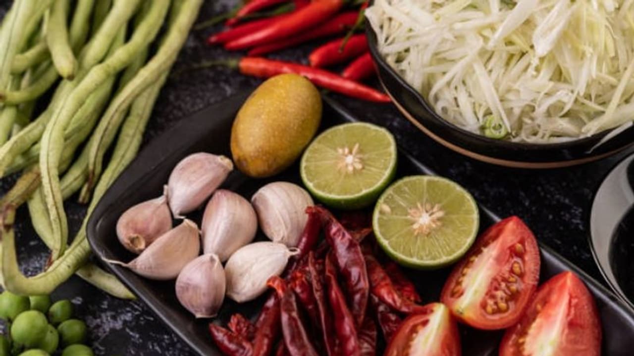 ചെറുനാരങ്ങയും വെളുത്തുള്ളിയും ഇഞ്ചിയുമെല്ലാം നിങ്ങള്ക്ക് നല്കുന്നൊരു ഗുണം... ചെറുനാരങ്ങയും വെളുത്തുള്ളിയും ഇഞ്ചിയുമെല്ലാം നിങ്ങള്ക്ക് നല്കുന്നൊരു ഗുണം...