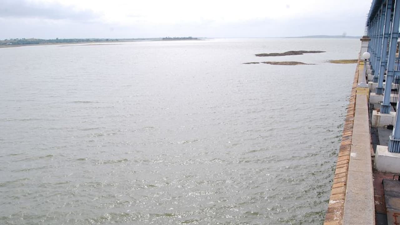 Mandya: ತಿಂಗಳ ಬಳಿಕ 100 ಅಡಿ ತಲುಪಿದ ಕೆಆರ್‌ಎಸ್ ನೀರಿನ ಮಟ್ಟ!