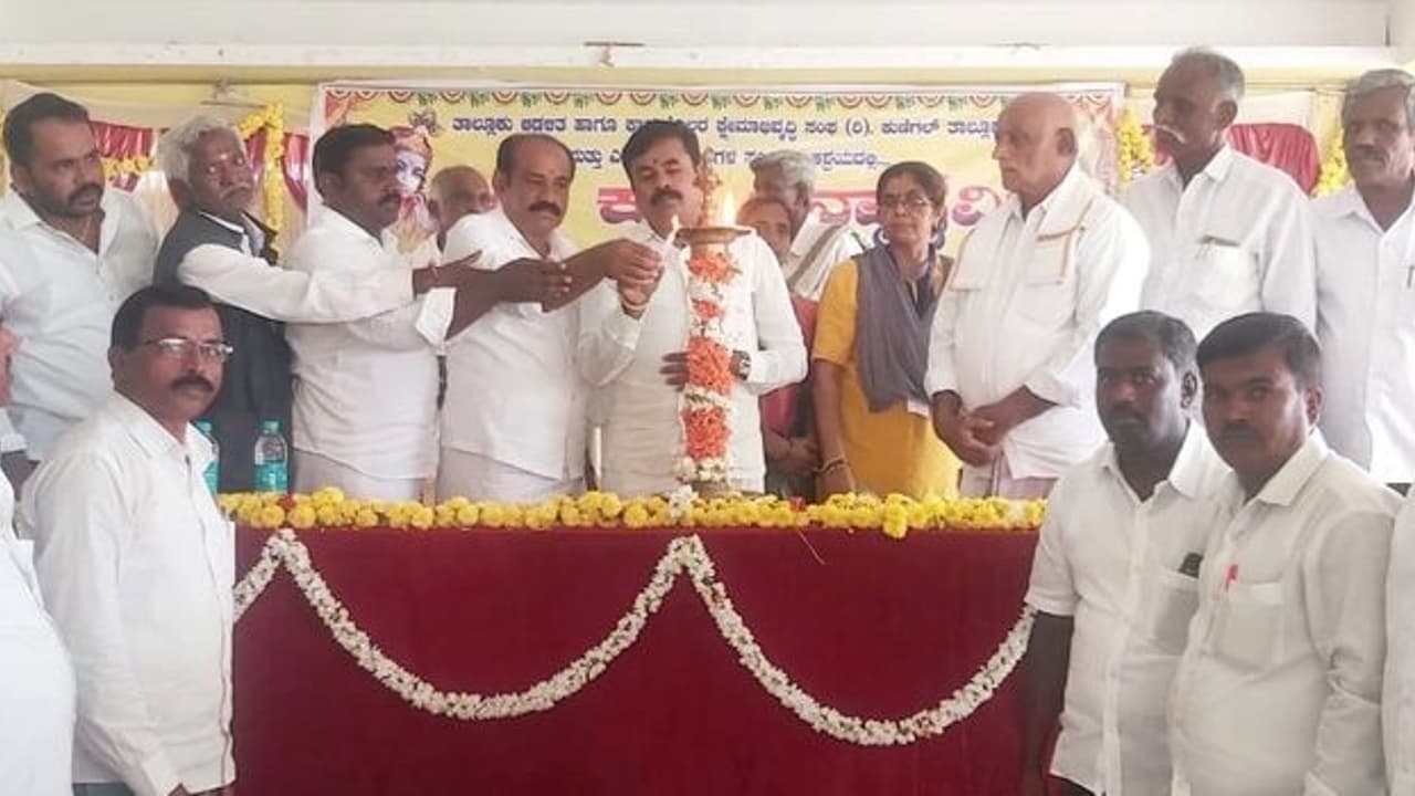  ಕಾಡುಗೊಲ್ಲರು ರಾಜಕೀಯವಾಗಿ ಗುರುತಿಸಿಕೊಳ್ಳಬೇಕಿದೆ