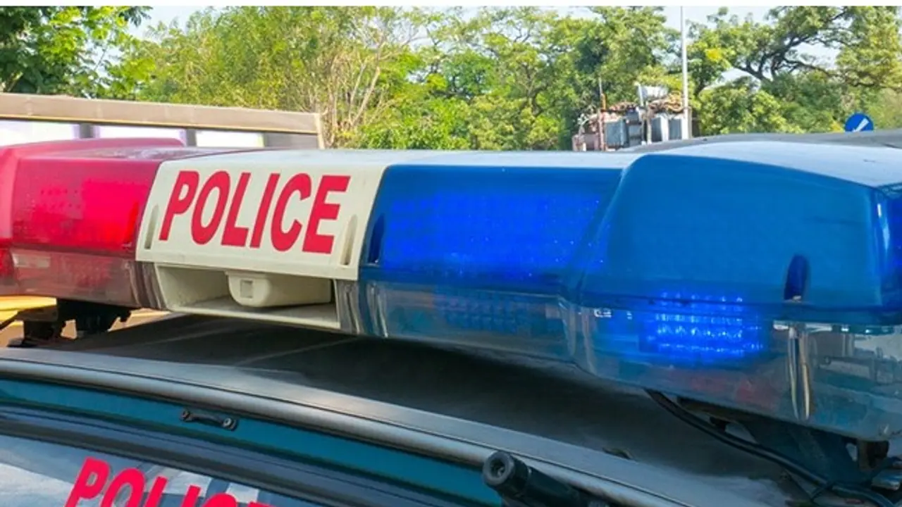 Delhi: Chain snatchers in Chanakyapuri target jogger, he turns out to be encounter specialist