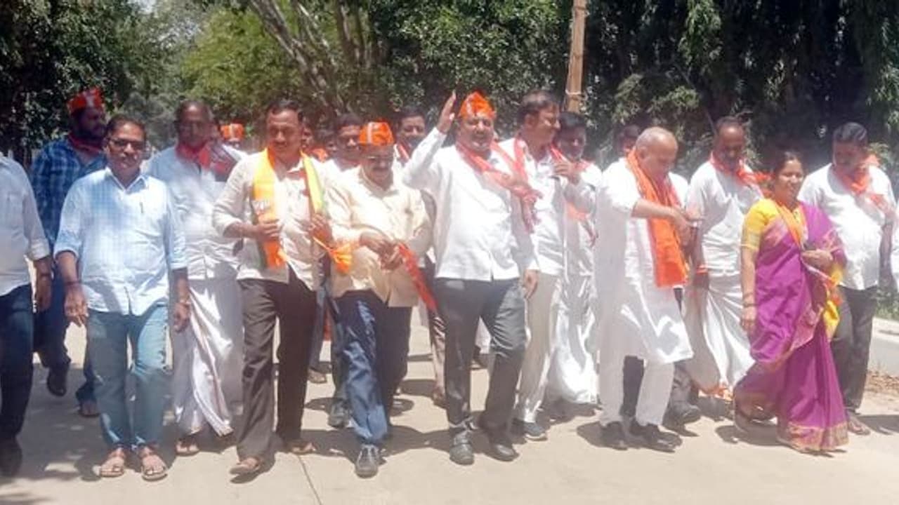 Mysuru ; ಜಲಾಶಯಕ್ಕೆ ಮುತ್ತಿಗೆ ಹಾಕಲು ರೈತ ಮೋರ್ಚಾ ಯತ್ನ Mysuru ; ಜಲಾಶಯಕ್ಕೆ ಮುತ್ತಿಗೆ ಹಾಕಲು ರೈತ ಮೋರ್ಚಾ ಯತ್ನ