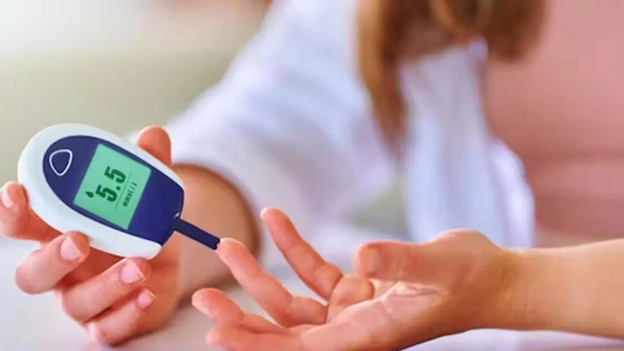 ഷുഗര് കൂടുതലാണോ? പ്രമേഹ രോഗികള് ഉറപ്പായും കഴിക്കേണ്ട അഞ്ച് ഭക്ഷണങ്ങള്... ഷുഗര് കൂടുതലാണോ? പ്രമേഹ രോഗികള് ഉറപ്പായും കഴിക്കേണ്ട അഞ്ച് ഭക്ഷണങ്ങള്...