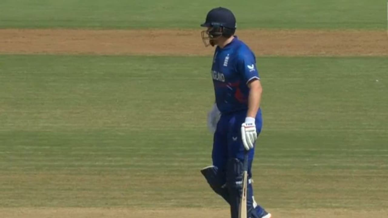 ENG vs NZ: 2023 உலகக் கோப்பை – முதல் சிக்ஸர் அடித்து ரன் கணக்கை தொடங்கிய ஜானி பேர்ஸ்டோவ்! ENG vs NZ: 2023 உலகக் கோப்பை – முதல் சிக்ஸர் அடித்து ரன் கணக்கை தொடங்கிய ஜானி பேர்ஸ்டோவ்!