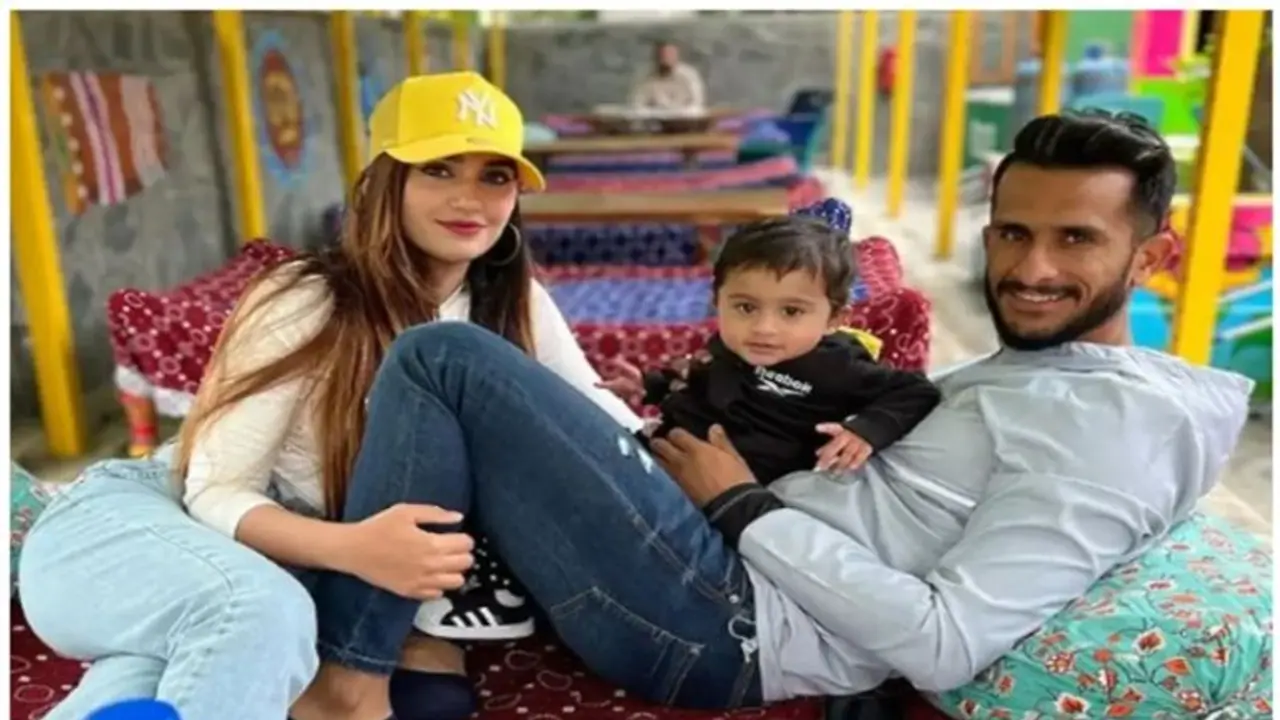 World Cup 2023: పాకిస్తాన్ పేసర్ హసన్ అలీ కోసం హర్యానాకు చెందిన లియాఖత్ ఖాన్ ఎదురుచూపులు.. ఎందుకో తెలుసా? World Cup 2023: పాకిస్తాన్ పేసర్ హసన్ అలీ కోసం హర్యానాకు చెందిన లియాఖత్ ఖాన్ ఎదురుచూపులు.. ఎందుకో తెలుసా?