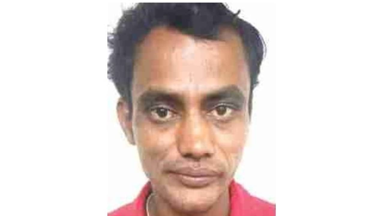 ക്ഷേത്രത്തിലെ സിസിടിവി ഹാർഡ് ഡിസ്ക്ക് വരെ അടിച്ചോണ്ട് പോയി! ജീവനക്കാരന്റെ സ്കൂട്ടറും, പെരുംക്കള്ളൻ വലയിൽ ക്ഷേത്രത്തിലെ സിസിടിവി ഹാർഡ് ഡിസ്ക്ക് വരെ അടിച്ചോണ്ട് പോയി! ജീവനക്കാരന്റെ സ്കൂട്ടറും, പെരുംക്കള്ളൻ വലയിൽ