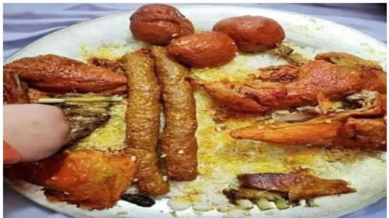 కశ్మీరీల అసలైన ఆహారం రెస్టారెంట్లలో ఎందుకు లభించడం లేదు? ఆ వంటకాలెలా ఉంటాయి? కశ్మీరీల అసలైన ఆహారం రెస్టారెంట్లలో ఎందుకు లభించడం లేదు? ఆ వంటకాలెలా ఉంటాయి?