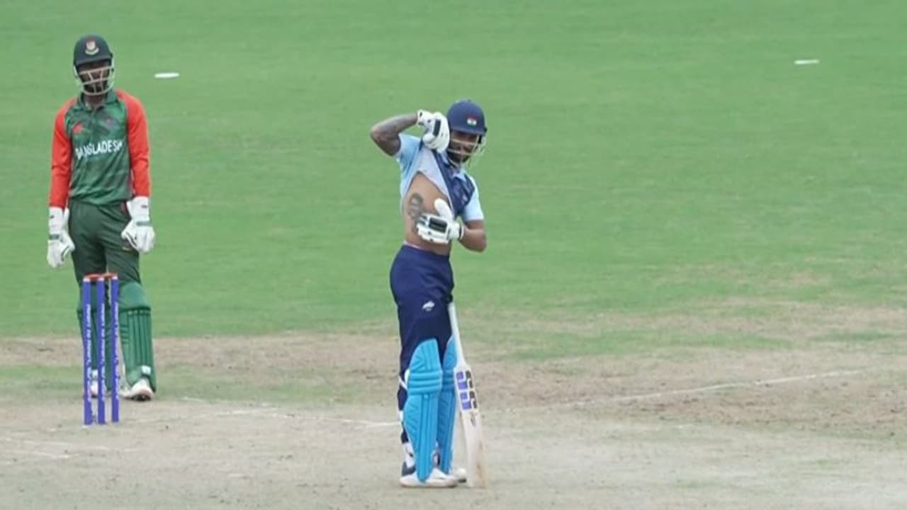 IND vs BAN: அரையிறுதியில் வங்கதேசத்தை வீழ்த்தி இந்தியா இறுதிப் போட்டிக்கு முன்னேற்றம்; திலக் வர்மா அரைசதம்!