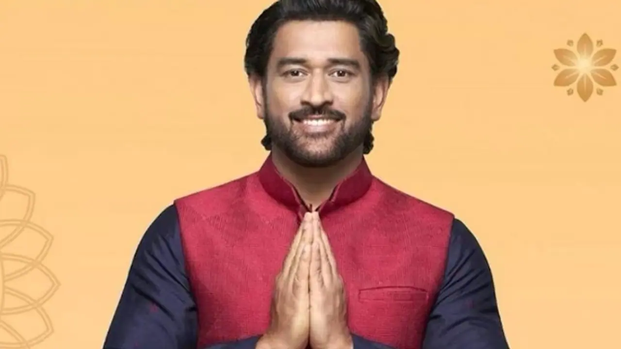 ಭಾರತದ ಅತಿದೊಡ್ಡ ವಾಣಿಜ್ಯ ಬ್ಯಾಂಕ್ ಬ್ರ್ಯಾಂಡ್ ರಾಯಭಾರಿಯಾದ ಭಾರತದ ಮಾಜಿ ಕೂಲ್ ಕ್ಯಾಪ್ಟನ್! ಭಾರತದ ಅತಿದೊಡ್ಡ ವಾಣಿಜ್ಯ ಬ್ಯಾಂಕ್ ಬ್ರ್ಯಾಂಡ್ ರಾಯಭಾರಿಯಾದ ಭಾರತದ ಮಾಜಿ ಕೂಲ್ ಕ್ಯಾಪ್ಟನ್!