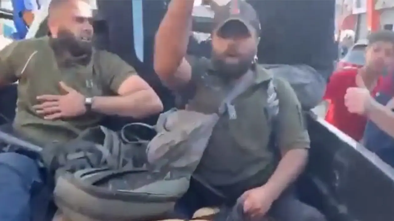 ಇಸ್ರೇಲ್ ಮಹಿಳೆಯ ವಿವಸ್ತ್ರಗೊಳಿಸಿ ಹಮಾಸ್ ಉಗ್ರರ ದಾಳಿ, ಅಲ್ಲಾಹು ಅಕ್ಬರ್ ಘೋಷಣೆ! ಇಸ್ರೇಲ್ ಮಹಿಳೆಯ ವಿವಸ್ತ್ರಗೊಳಿಸಿ ಹಮಾಸ್ ಉಗ್ರರ ದಾಳಿ, ಅಲ್ಲಾಹು ಅಕ್ಬರ್ ಘೋಷಣೆ!