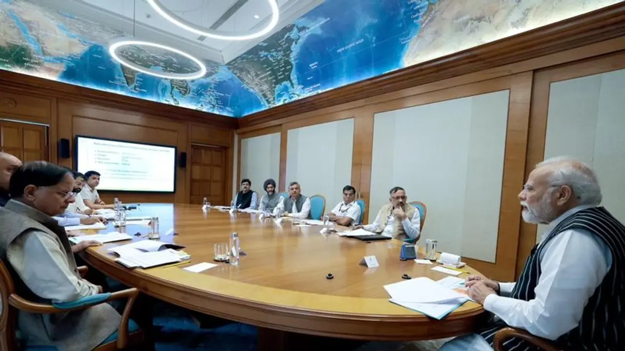 ಕೆಂಪು ಕೋಟೆ ಘೋಷಣೆ ಕುರಿತು ಪ್ರಧಾನಿ ಮೋದಿ ನೇತೃತ್ವದಲ್ಲಿ ಪರಾಮರ್ಶೆ ಸಭೆ! ಕೆಂಪು ಕೋಟೆ ಘೋಷಣೆ ಕುರಿತು ಪ್ರಧಾನಿ ಮೋದಿ ನೇತೃತ್ವದಲ್ಲಿ ಪರಾಮರ್ಶೆ ಸಭೆ!