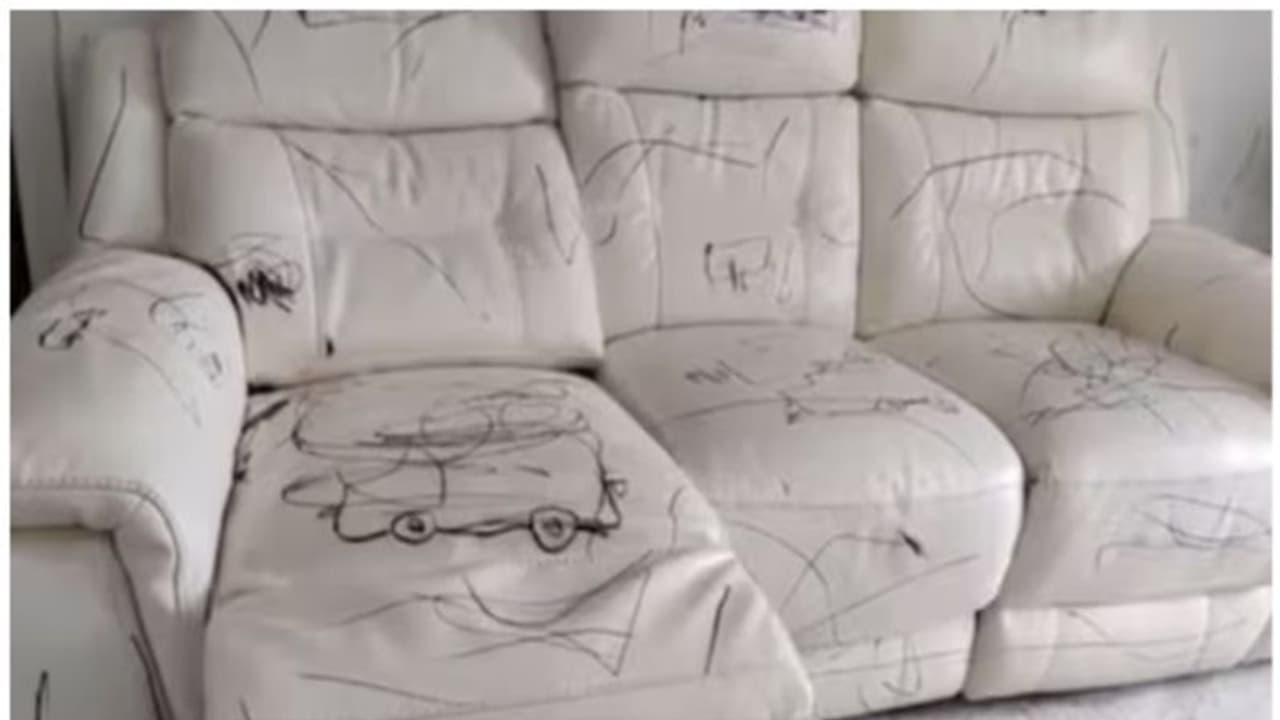 ഫേസ് ബുക്കില് വില്പനയ്ക്ക് വച്ച സോഫയുടെ വില 76,000 രൂപ; കാരണം ഇതാണ് ! ഫേസ് ബുക്കില് വില്പനയ്ക്ക് വച്ച സോഫയുടെ വില 76,000 രൂപ; കാരണം ഇതാണ് !