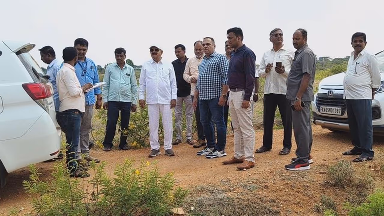 ಶಿರಾ ತಾಲೂಕಿನಲ್ಲಿ ಕೈಗಾರಿಕೆ ಮತ್ತು ಶಿಕ್ಷಣ ಕ್ರಾಂತಿ ಶಿರಾ ತಾಲೂಕಿನಲ್ಲಿ ಕೈಗಾರಿಕೆ ಮತ್ತು ಶಿಕ್ಷಣ ಕ್ರಾಂತಿ