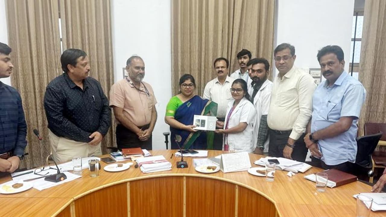 Mysuru : ಶೇ. 100 ರಷ್ಟು ರಾಷ್ಟ್ರೀಯ ಆರೋಗ್ಯ ಕಾರ್ಯಕ್ರಮ ಪ್ರಗತಿ ಸಾಧಿಸಲು ಕ್ರಮ Mysuru : ಶೇ. 100 ರಷ್ಟು ರಾಷ್ಟ್ರೀಯ ಆರೋಗ್ಯ ಕಾರ್ಯಕ್ರಮ ಪ್ರಗತಿ ಸಾಧಿಸಲು ಕ್ರಮ