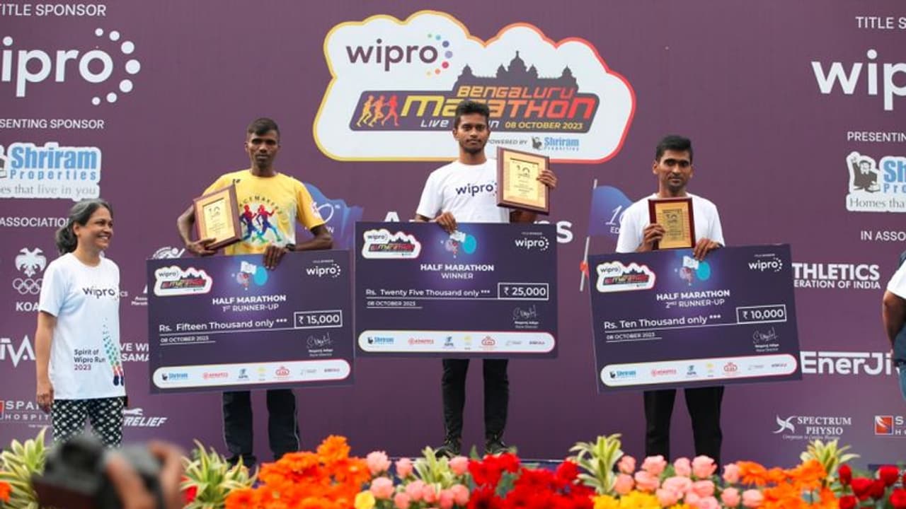 ಅನೀಶ್ ಥಾಪ, ಜ್ಯೋತಿಗೆ ವಿಪ್ರೋ ಬೆಂಗಳೂರು ಮ್ಯಾರಥಾನ್ ಕಿರೀಟ! ಅನೀಶ್ ಥಾಪ, ಜ್ಯೋತಿಗೆ ವಿಪ್ರೋ ಬೆಂಗಳೂರು ಮ್ಯಾರಥಾನ್ ಕಿರೀಟ!