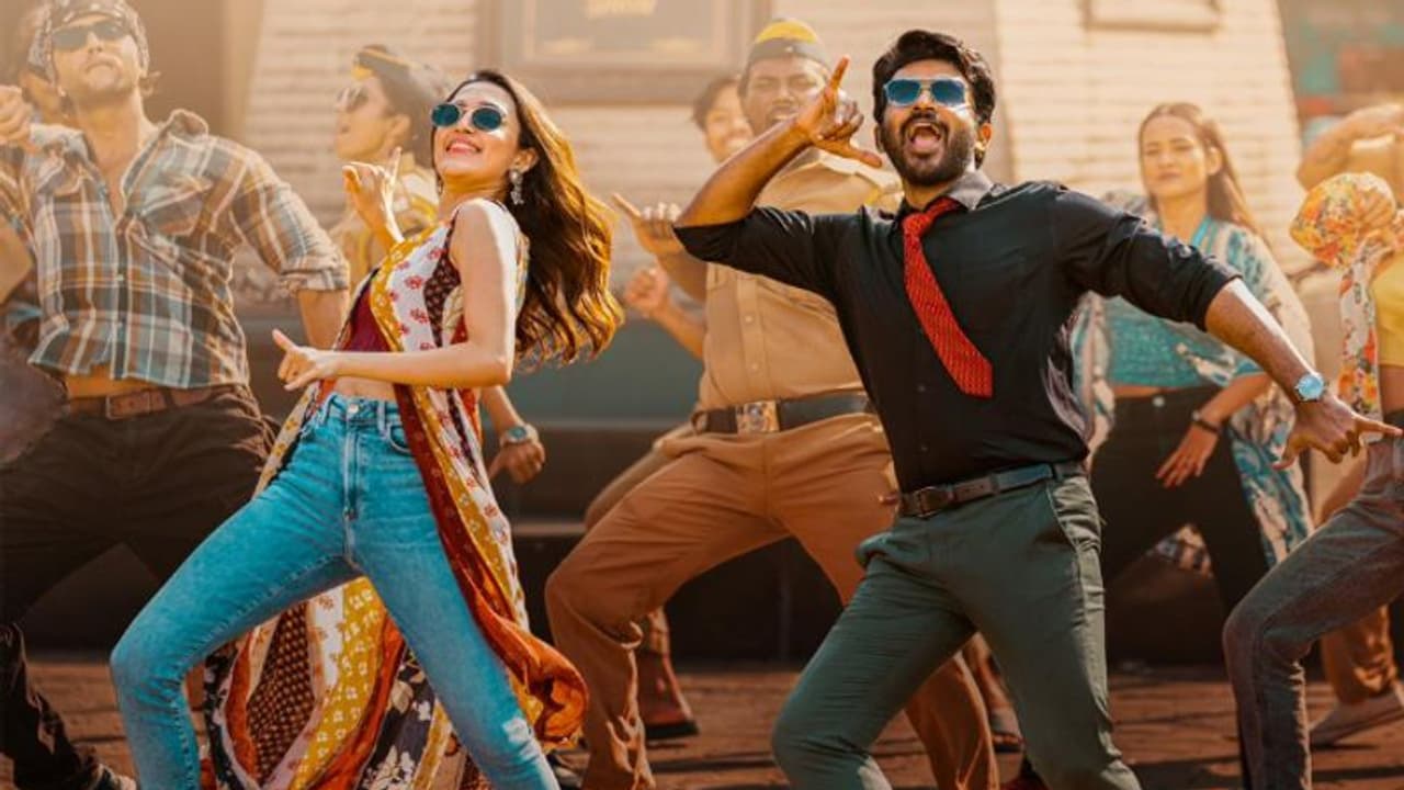 థియేటర్లో `రూల్స్ రంజన్` రచ్చ ఎలా ఉందంటే? థియేటర్లో `రూల్స్ రంజన్` రచ్చ ఎలా ఉందంటే?