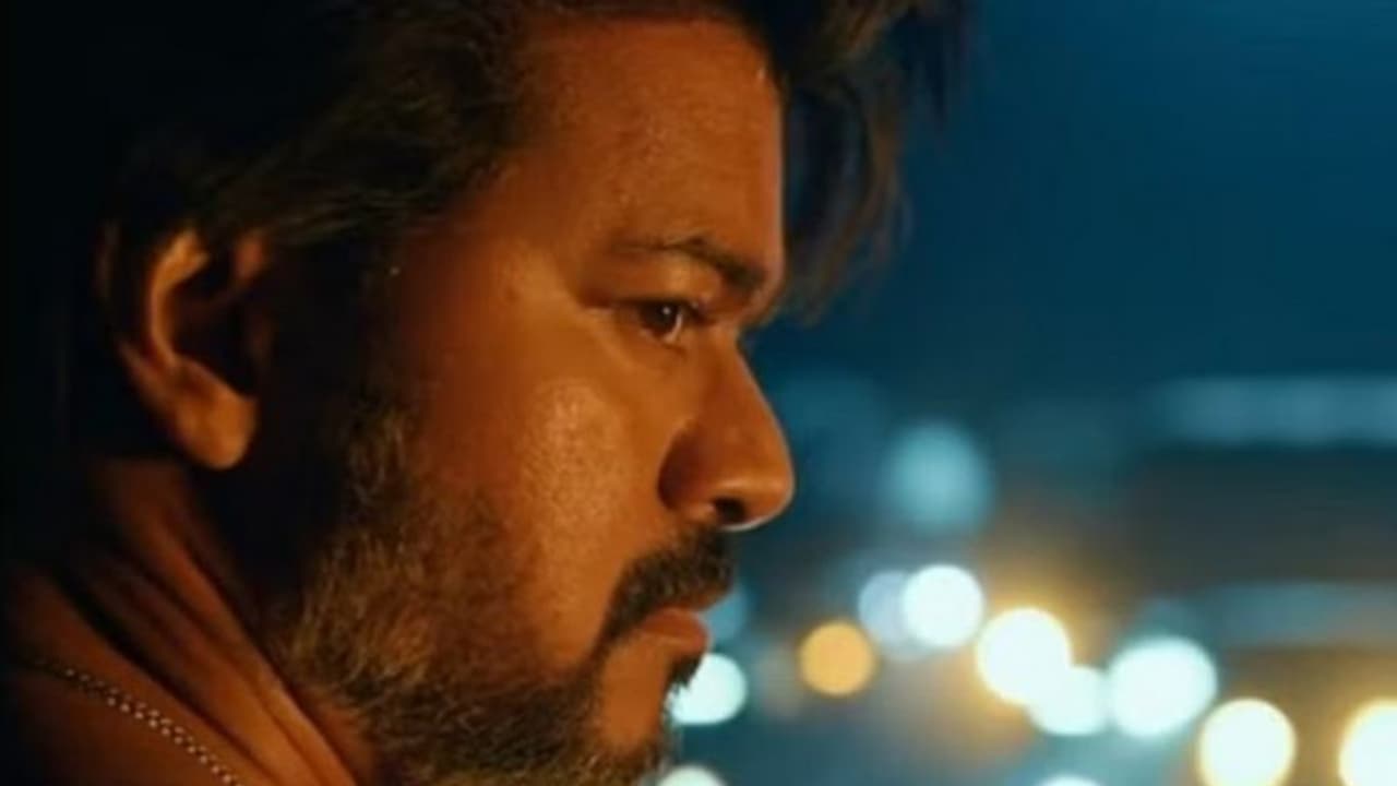 റിലീസിനുമുന്നേ കുതിക്കുന്ന ലിയോ, യുകെ കളക്ഷനില് റെക്കോര്ഡ് ഉറപ്പാക്കി റിലീസിനുമുന്നേ കുതിക്കുന്ന ലിയോ, യുകെ കളക്ഷനില് റെക്കോര്ഡ് ഉറപ്പാക്കി