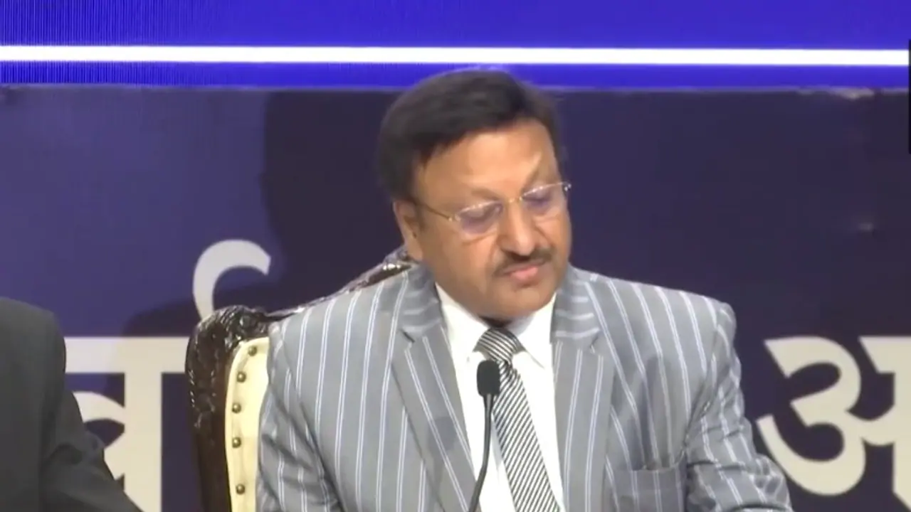 12000 ಅಡಿ ಎತ್ತರದ ನಿರ್ಜನ ಪ್ರದೇಶದಲ್ಲಿ ಸಿಲುಕಿದ್ದ ಮುಖ್ಯ ಚುನಾವಣಾ ಆಯುಕ್ತರನ್ನ ರಕ್ಷಿಸಿದ ಬೆಂಗಳೂರಿನ ಚಾರಣಿಗ 12000 ಅಡಿ ಎತ್ತರದ ನಿರ್ಜನ ಪ್ರದೇಶದಲ್ಲಿ ಸಿಲುಕಿದ್ದ ಮುಖ್ಯ ಚುನಾವಣಾ ಆಯುಕ್ತರನ್ನ ರಕ್ಷಿಸಿದ ಬೆಂಗಳೂರಿನ ಚಾರಣಿಗ