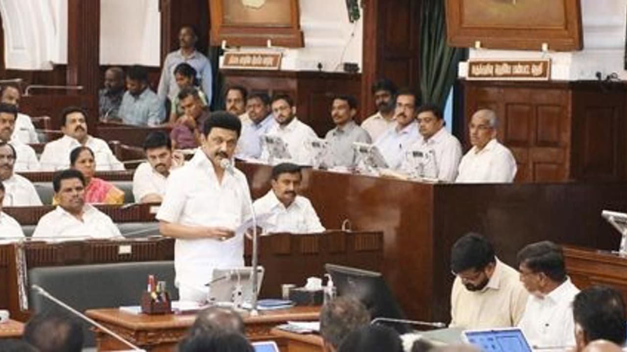  தமிழகத்திற்கு காவிரி நீர்..! அதிமுகவின் ஒத்துழைப்போடு சட்டப்பேரவையில் ஒருமனதாக நிறைவேறிய தீர்மானம்