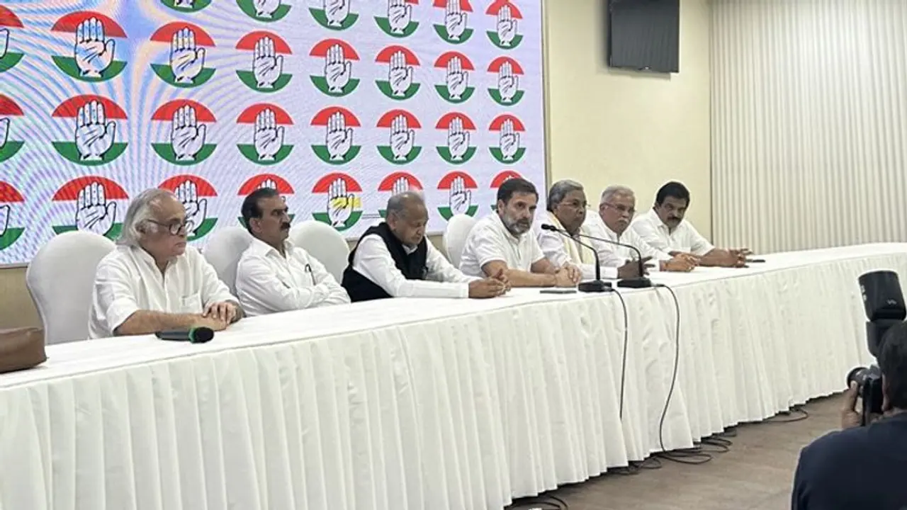 Rahul Gandhi criticizes PM Modi for neglecting OBCs, CWC calls for nationwide caste census Rahul Gandhi criticizes PM Modi for neglecting OBCs, CWC calls for nationwide caste census