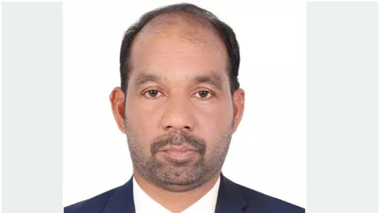 പ്രവാസി മലയാളി ഹൃദയാഘാതം മൂലം മരിച്ചു പ്രവാസി മലയാളി ഹൃദയാഘാതം മൂലം മരിച്ചു