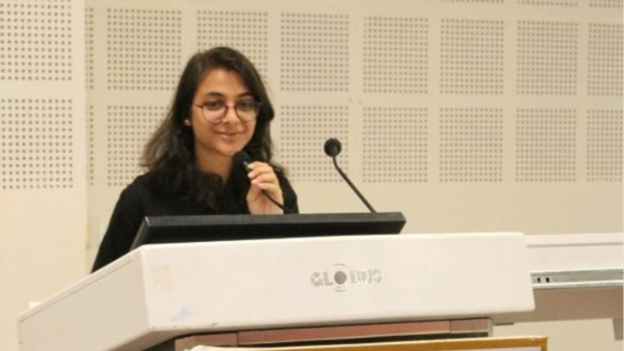 ಐಐಟಿ, ಐಐಎಮ್ ಅಲ್ಲ, ಬಿಟೆಕ್ ವಿದ್ಯಾರ್ಥಿನಿಗೆ ರಾಶಿಗೆ ಒಲಿಯಿತು 85 ಲಕ್ಷ ರೂ ವೇತನದ ಉದ್ಯೋಗ!