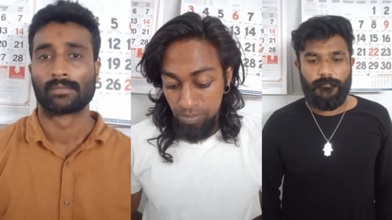 വീട്ടിൽ നിന്ന് ബലമായി വിളിച്ചിറക്കി ബാറിലെത്തിച്ചു, പിന്നെ കത്തികാട്ടി പണവും കാറും തട്ടി; ഗുണ്ടാസംഘം പിടിയിൽ വീട്ടിൽ നിന്ന് ബലമായി വിളിച്ചിറക്കി ബാറിലെത്തിച്ചു, പിന്നെ കത്തികാട്ടി പണവും കാറും തട്ടി; ഗുണ്ടാസംഘം പിടിയിൽ