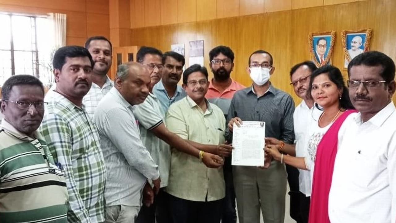 Ramanagar : ಕಾವೇರಿ ನದಿ ನೀರು ಸಂಕಷ್ಟ ಸೂತ್ರ ರಚಿಸುವಂತೆ ಆಗ್ರಹ Ramanagar : ಕಾವೇರಿ ನದಿ ನೀರು ಸಂಕಷ್ಟ ಸೂತ್ರ ರಚಿಸುವಂತೆ ಆಗ್ರಹ