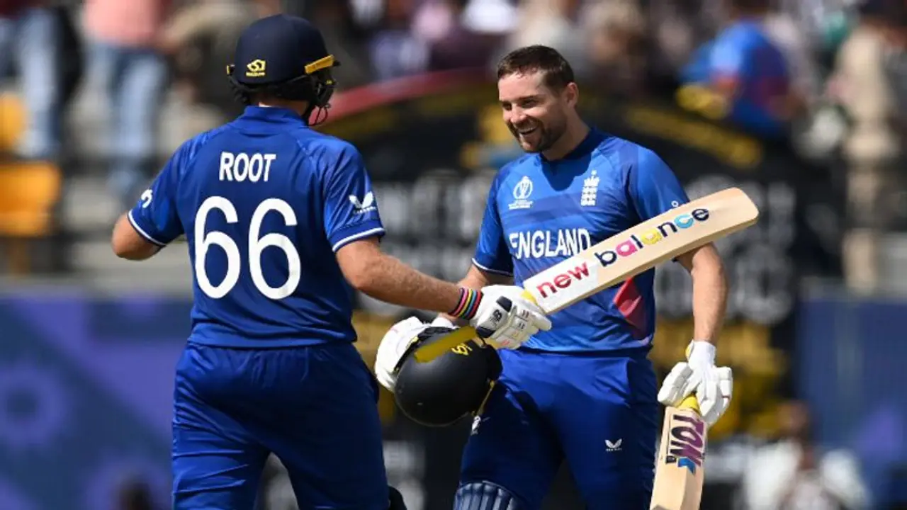 ENG vs BAN: உலகக் கோப்பையில் முதல் சதம் அடித்த டேவிட் மலான், ரூட் அரைசதம் – இங்கிலாந்து 364 ரன்கள் குவிப்பு! ENG vs BAN: உலகக் கோப்பையில் முதல் சதம் அடித்த டேவிட் மலான், ரூட் அரைசதம் – இங்கிலாந்து 364 ரன்கள் குவிப்பு!