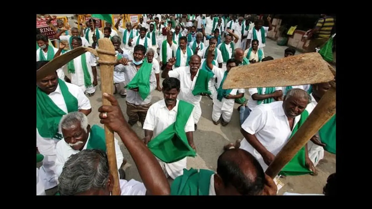 10 அம்ச கோரிக்கைகளை வலியுறுத்தி தமிழ்நாடு விவசாயிகள் பாதுகாப்பு சங்கத்தினர் காத்திருப்பு போராட்டம் 10 அம்ச கோரிக்கைகளை வலியுறுத்தி தமிழ்நாடு விவசாயிகள் பாதுகாப்பு சங்கத்தினர் காத்திருப்பு போராட்டம்