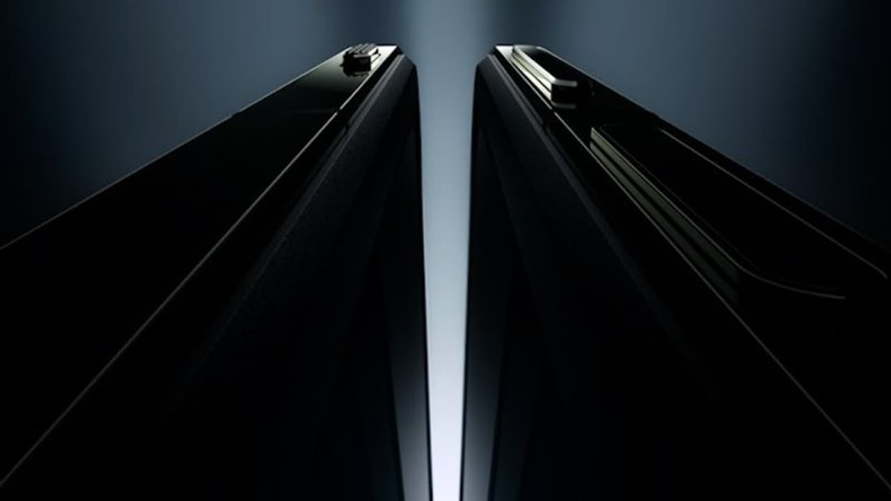 വൺപ്ലസിന്റെ ഫോൾഡബിൾ ഫോണെത്തുന്നു: പ്രത്യേകതകളും, ലോഞ്ച് തീയതിയും വൺപ്ലസിന്റെ ഫോൾഡബിൾ ഫോണെത്തുന്നു: പ്രത്യേകതകളും, ലോഞ്ച് തീയതിയും