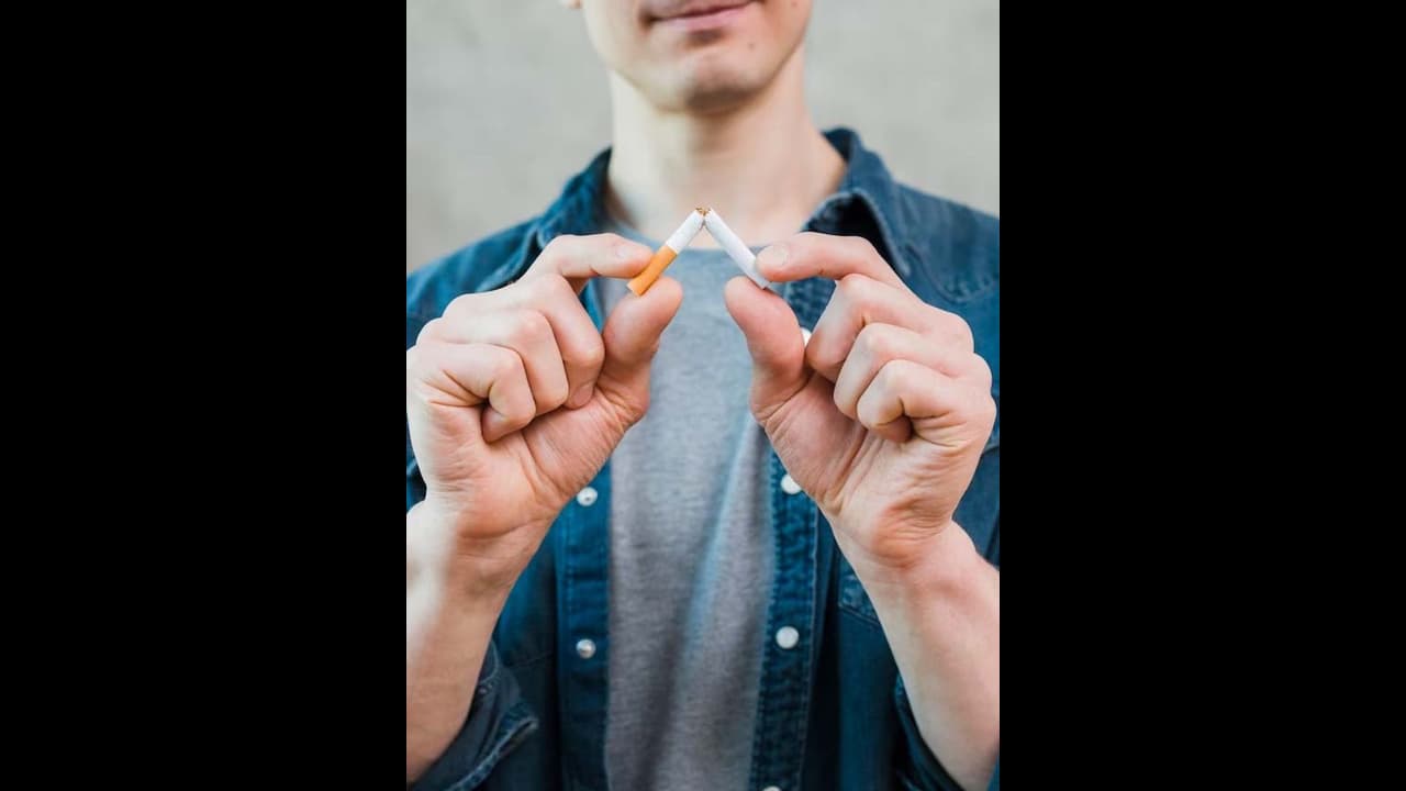 'രാവിലെ സിഗരറ്റ് വലിക്കുന്നത് കൂടുതല് അപകടം'; അറിയാം കാരണം... 'രാവിലെ സിഗരറ്റ് വലിക്കുന്നത് കൂടുതല് അപകടം'; അറിയാം കാരണം...