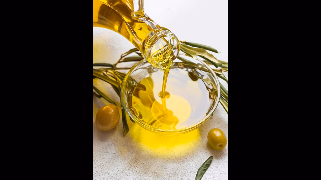 ഒലീവ് ഓയിൽ ഉപയോ​ഗിച്ചാൽ ഈ രോ​ഗങ്ങളെ അകറ്റി നിർത്താം 