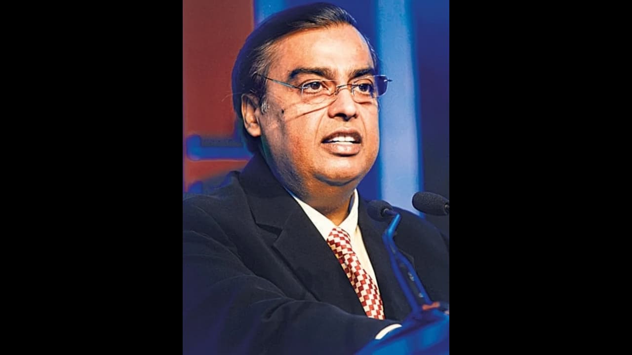 ముఖేశ్ అంబానీకి మూడో సారి హత్యా బెదిరింపులు.. ఈ సారి ఎన్నికోట్లు డిమాండ్ చేశారంటే ? ముఖేశ్ అంబానీకి మూడో సారి హత్యా బెదిరింపులు.. ఈ సారి ఎన్నికోట్లు డిమాండ్ చేశారంటే ?