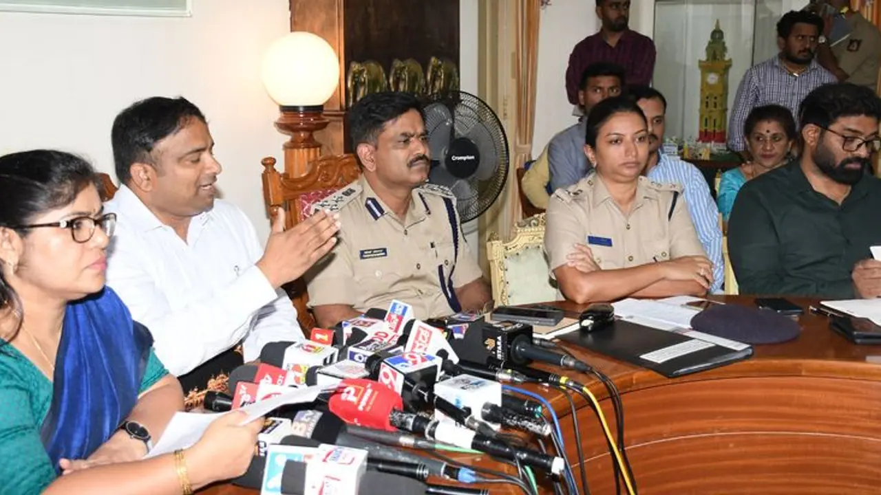 ಪ್ರಾಯೋಜಕತ್ವ ಮೂಲಕ ಈ ಬಾರಿ ಸಾಂಪ್ರದಾಯಿಕ ದಸರಾ ಪ್ರಾಯೋಜಕತ್ವ ಮೂಲಕ ಈ ಬಾರಿ ಸಾಂಪ್ರದಾಯಿಕ ದಸರಾ