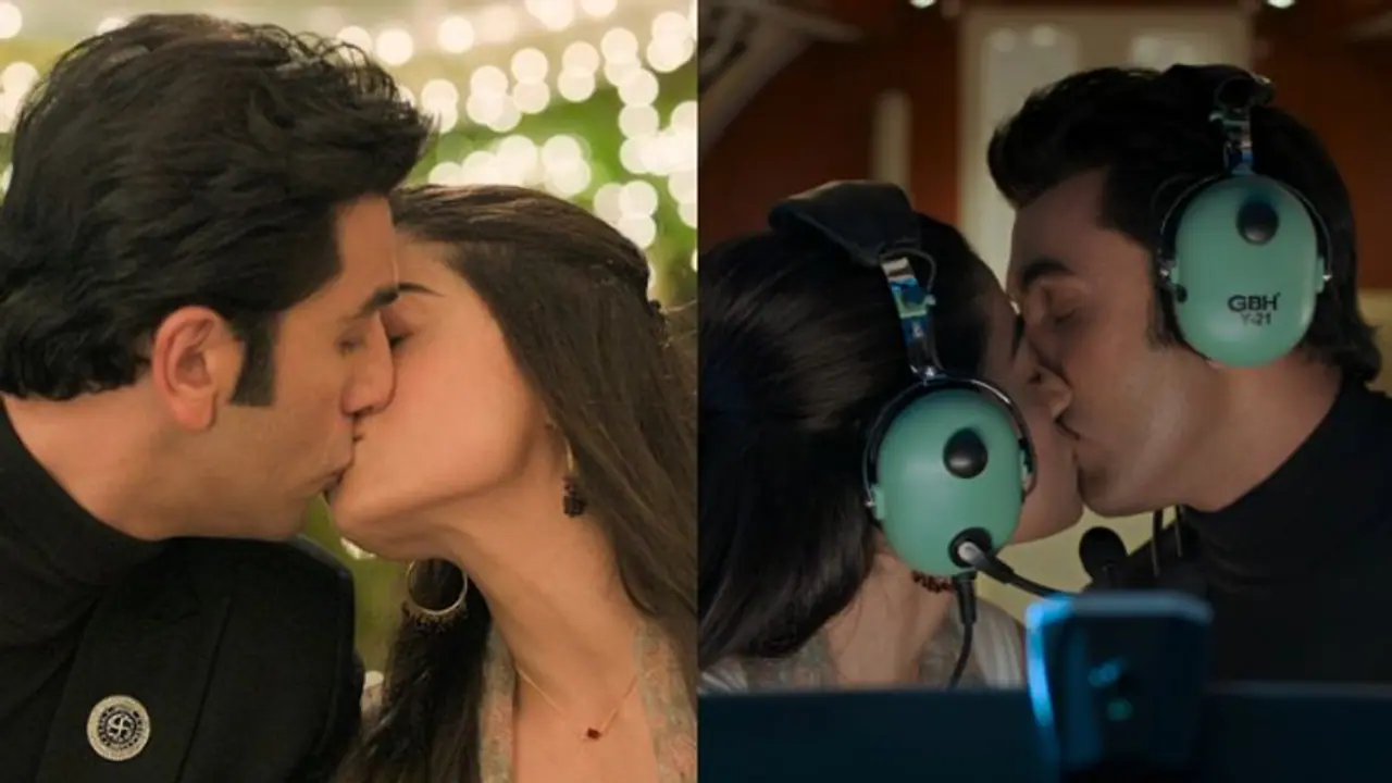 ആള്ക്കാര് നോക്കിനില്ക്കേ രശ്മികയുടെ 'ലിപ്ലോക്ക്', വീഡിയോ ഏറ്റെടുത്ത് ആരാധകര് ആള്ക്കാര് നോക്കിനില്ക്കേ രശ്മികയുടെ 'ലിപ്ലോക്ക്', വീഡിയോ ഏറ്റെടുത്ത് ആരാധകര്