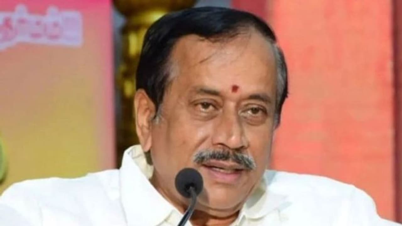 H. RAJA : பாஜக மூத்த தலைவர் எச்.ராஜா அப்போலோ மருத்துவமனையில் அனுமதி.. H. RAJA : பாஜக மூத்த தலைவர் எச்.ராஜா அப்போலோ மருத்துவமனையில் அனுமதி..