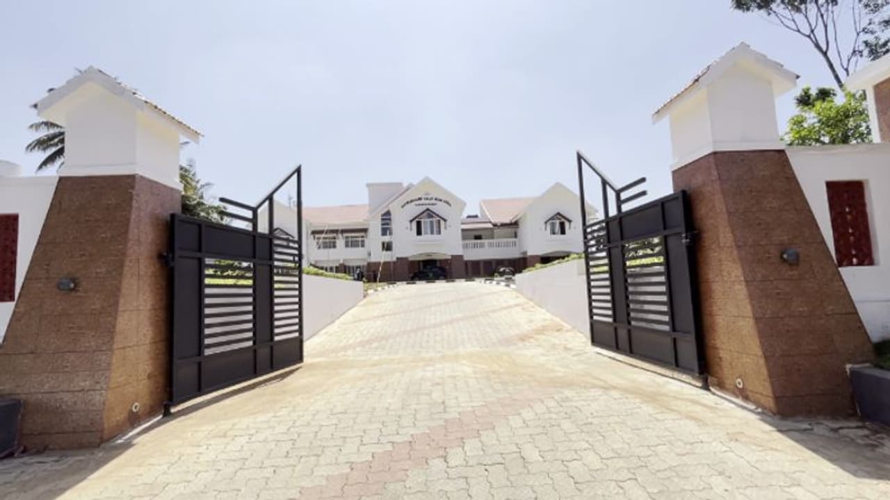 പോക്കറ്റ് കീറാതെ വയനാട്ടില് കുടുംബത്തോടൊപ്പം താമസിക്കാം, മികച്ച സൗകര്യങ്ങളുമായി സര്ക്കാര് വിശ്രമ മന്ദിരങ്ങൾ പോക്കറ്റ് കീറാതെ വയനാട്ടില് കുടുംബത്തോടൊപ്പം താമസിക്കാം, മികച്ച സൗകര്യങ്ങളുമായി സര്ക്കാര് വിശ്രമ മന്ദിരങ്ങൾ