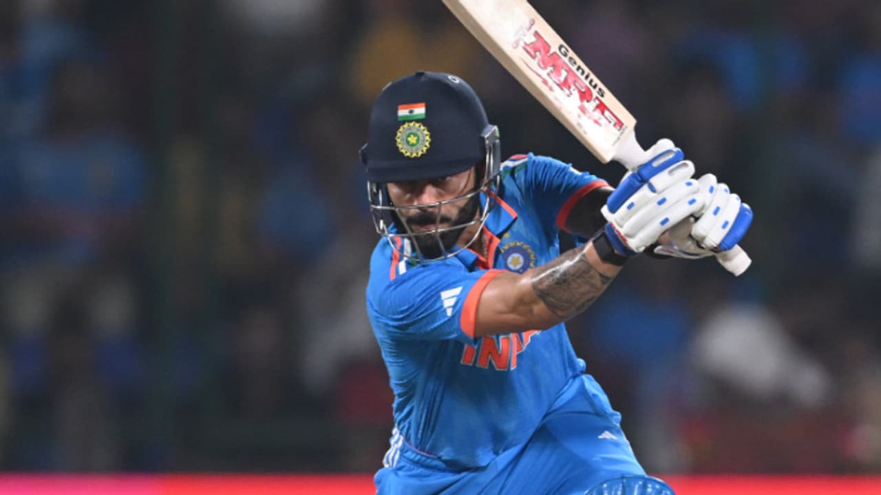 ICC World cup 2023: విరాట్ కోహ్లీ అవుట్... రెండో వికెట్ కోల్పోయిన టీమిండియా... ICC World cup 2023: విరాట్ కోహ్లీ అవుట్... రెండో వికెట్ కోల్పోయిన టీమిండియా...