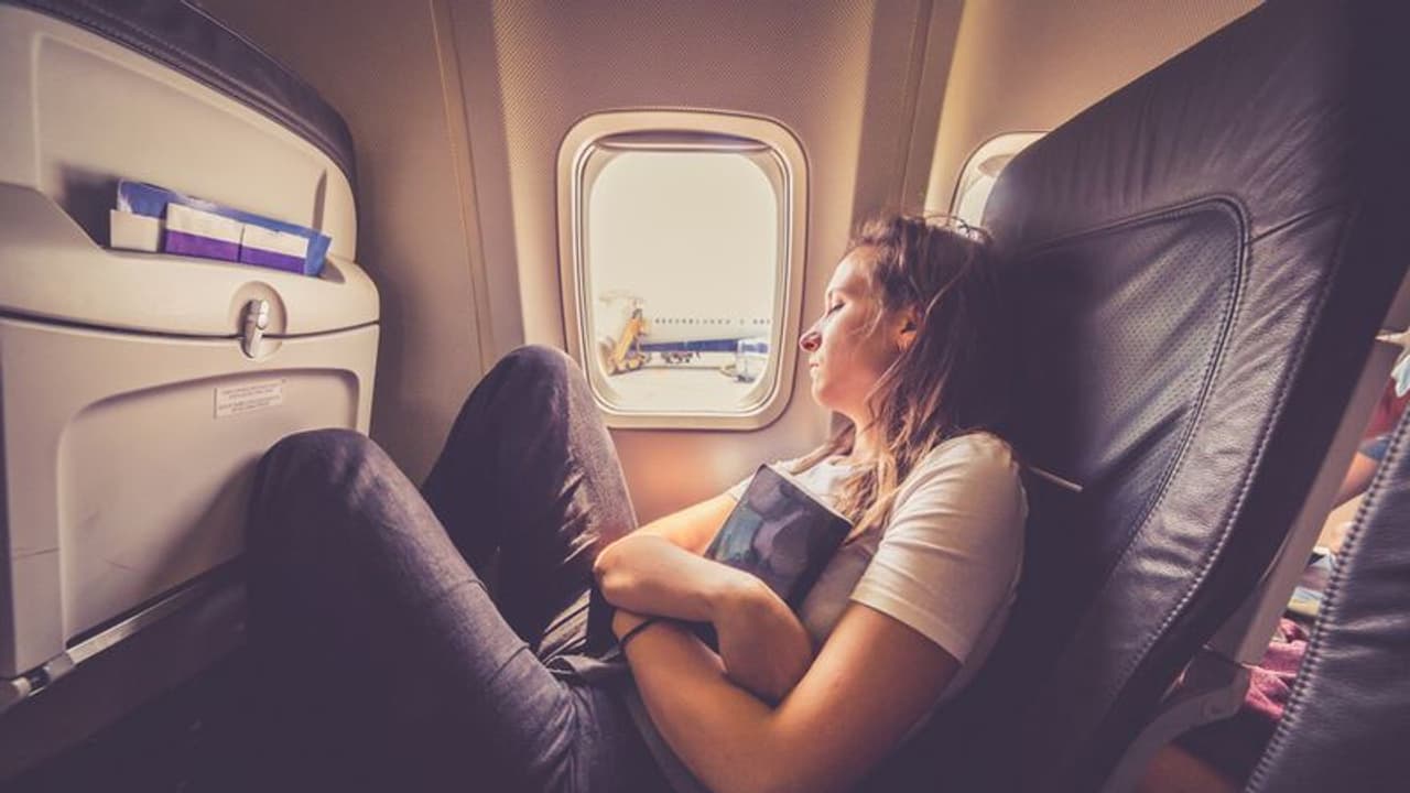 വിൻഡോ സീറ്റിന് ഗുണം മാത്രമല്ല നിങ്ങളറിയാത്ത ചില ദോഷങ്ങളുമുണ്ട്! ഇരിക്കും മുമ്പ് സൂക്ഷിക്കുക! വിൻഡോ സീറ്റിന് ഗുണം മാത്രമല്ല നിങ്ങളറിയാത്ത ചില ദോഷങ്ങളുമുണ്ട്! ഇരിക്കും മുമ്പ് സൂക്ഷിക്കുക!