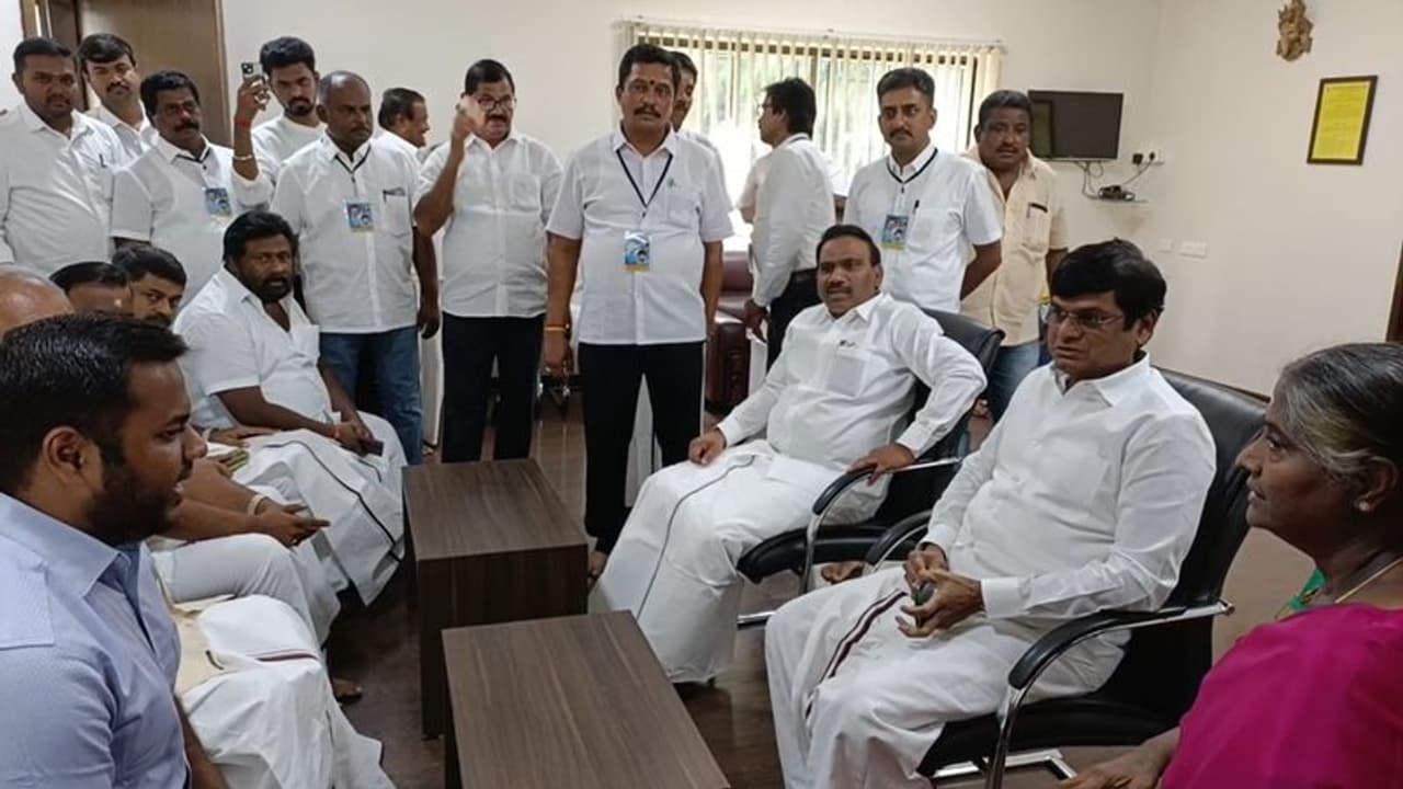 அமலாக்கத்துறை சோதனையை கண்டு பதுங்க மாட்டேன் கோவையில் ஆ.ராசா பேச்சு அமலாக்கத்துறை சோதனையை கண்டு பதுங்க மாட்டேன் கோவையில் ஆ.ராசா பேச்சு